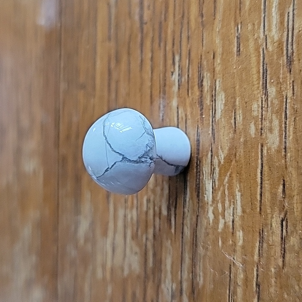 Howlite